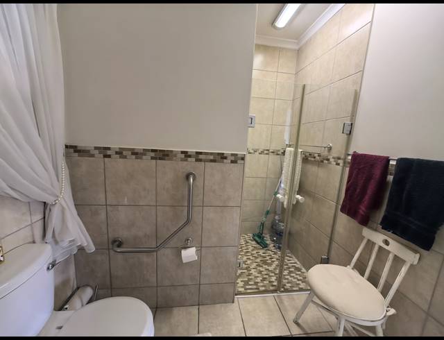 1 BEDROOM TOWNHOUSE FOR SALE IN OLIVEDALE